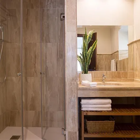 Puerta Catedral Appartamento Siviglia