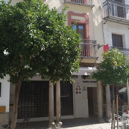 Puerta Catedral Appartamento Siviglia