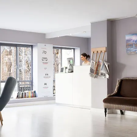 Apartment Puerta Catedral Seville