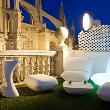 Puerta Catedral Siviglia